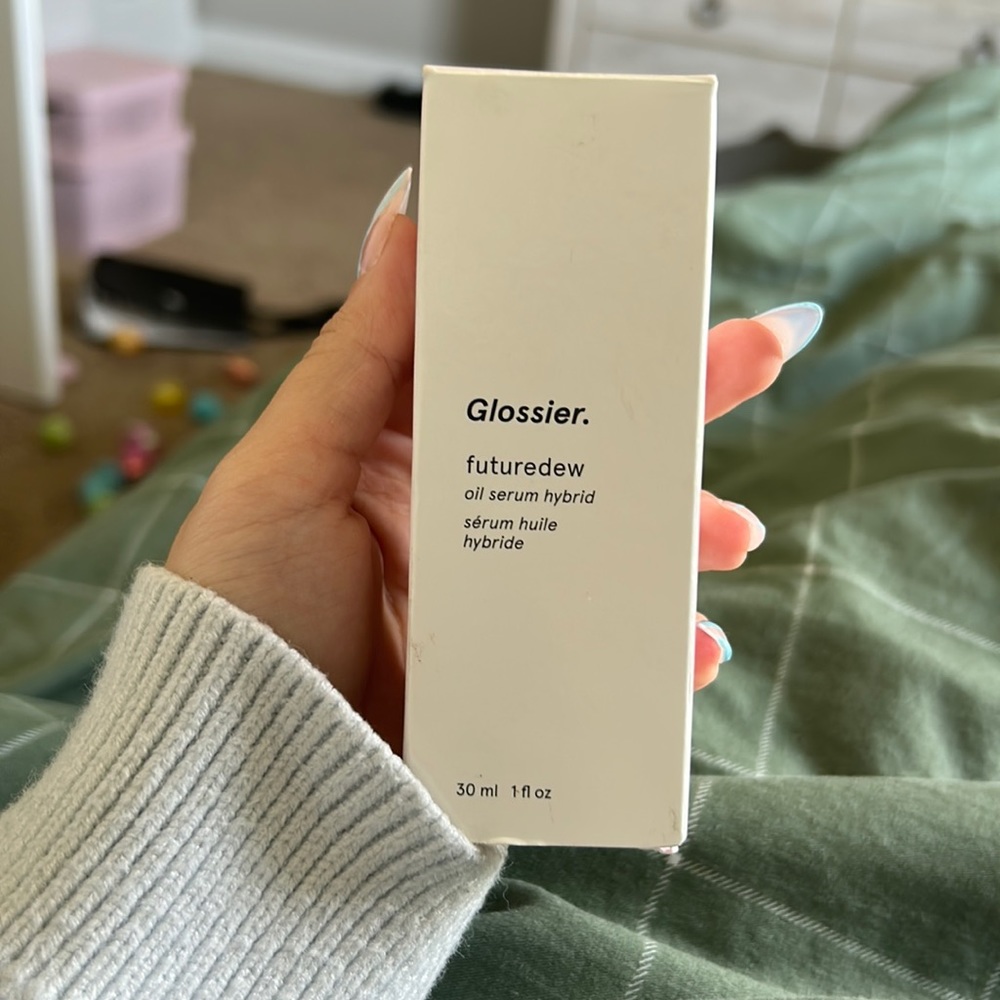 glossier futuredew